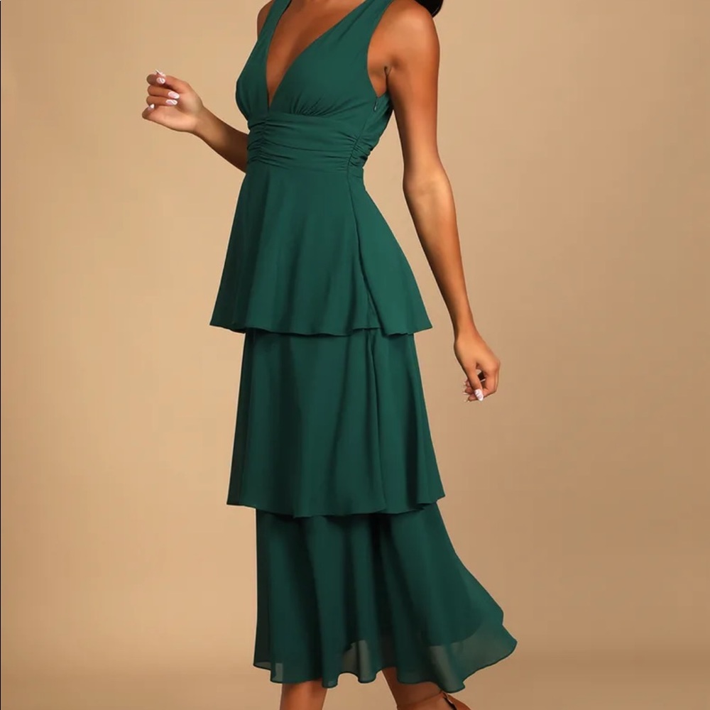 Lulu's Deep Green Tiered Midi Dress